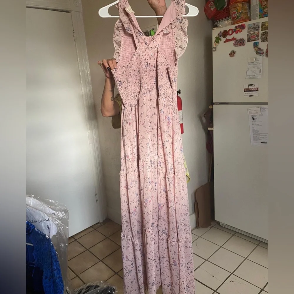 Pink dress - Picture 2 of 2